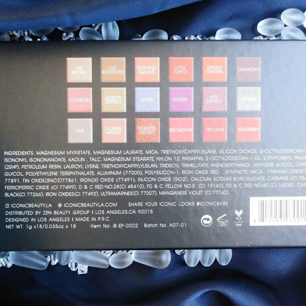 18 color eyeshadow palette - Picture 6 of 7